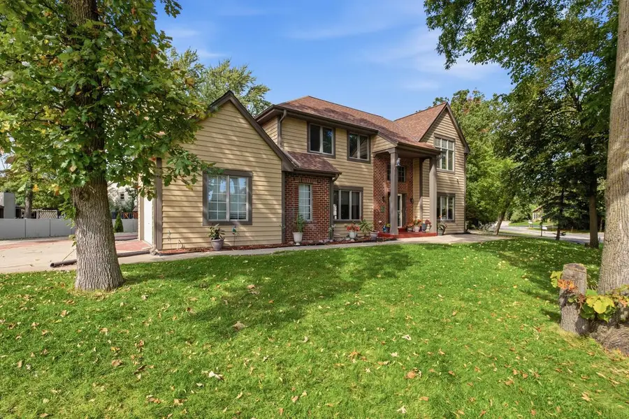 11210 W Green Tree ROAD, Milwaukee, WI 53224 - #3