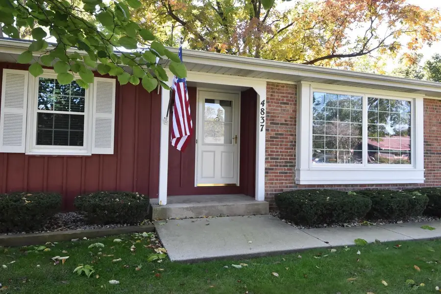 4837 W Knollwood DRIVE, Mount Pleasant, WI 53403 - #2
