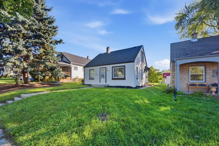 4170 S 5th PLACE, Milwaukee, WI 53207 - #3