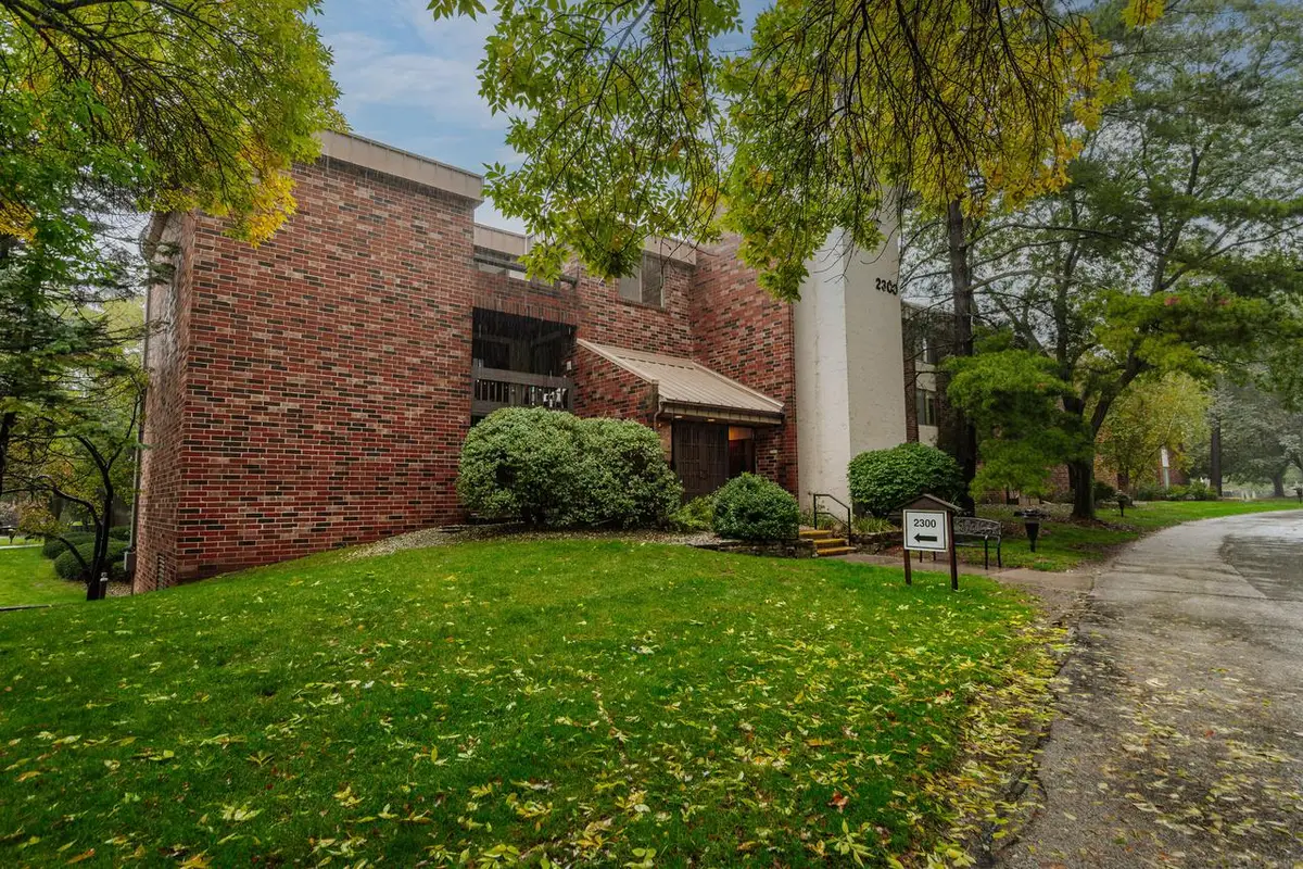 2300 W Good Hope ROAD #243, Glendale, WI 53209 - #1