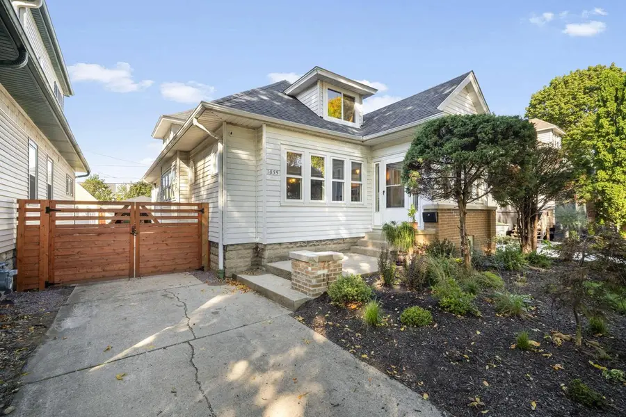 1835 N 57th STREET, Milwaukee, WI 53208 - #2