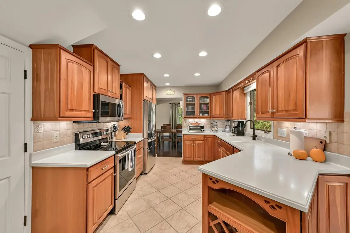 21400 Lancelot DRIVE, Brookfield, WI 53045 - #1