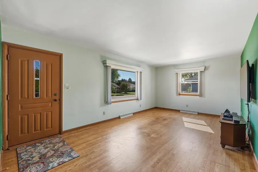 921 3rd AVENUE, Grafton, WI 53024 - #2