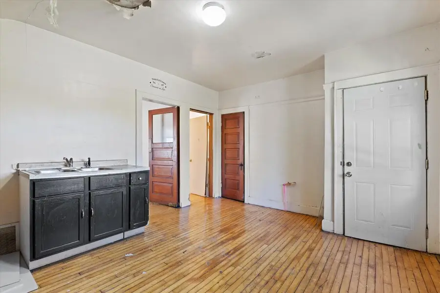333 N 36th STREET, Milwaukee, WI 53208 - #2