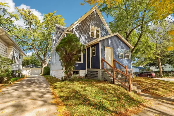 5902 W Park Hill AVENUE, Milwaukee, WI 53213