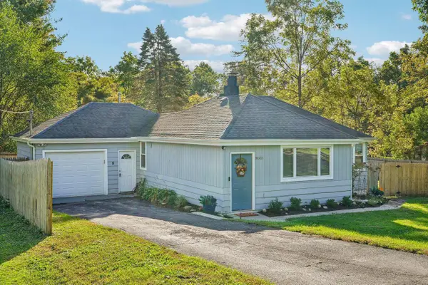 N3236 Vine ROAD, Lake Geneva, WI 53147