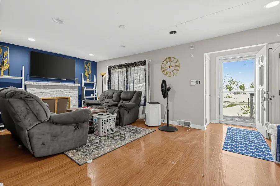 8340 W Fond Du Lac AVENUE, Milwaukee, WI 53218 - #3