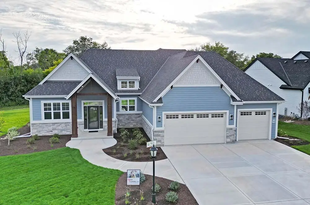1342 W Falcon DRIVE, Mequon, WI 53097 - #1