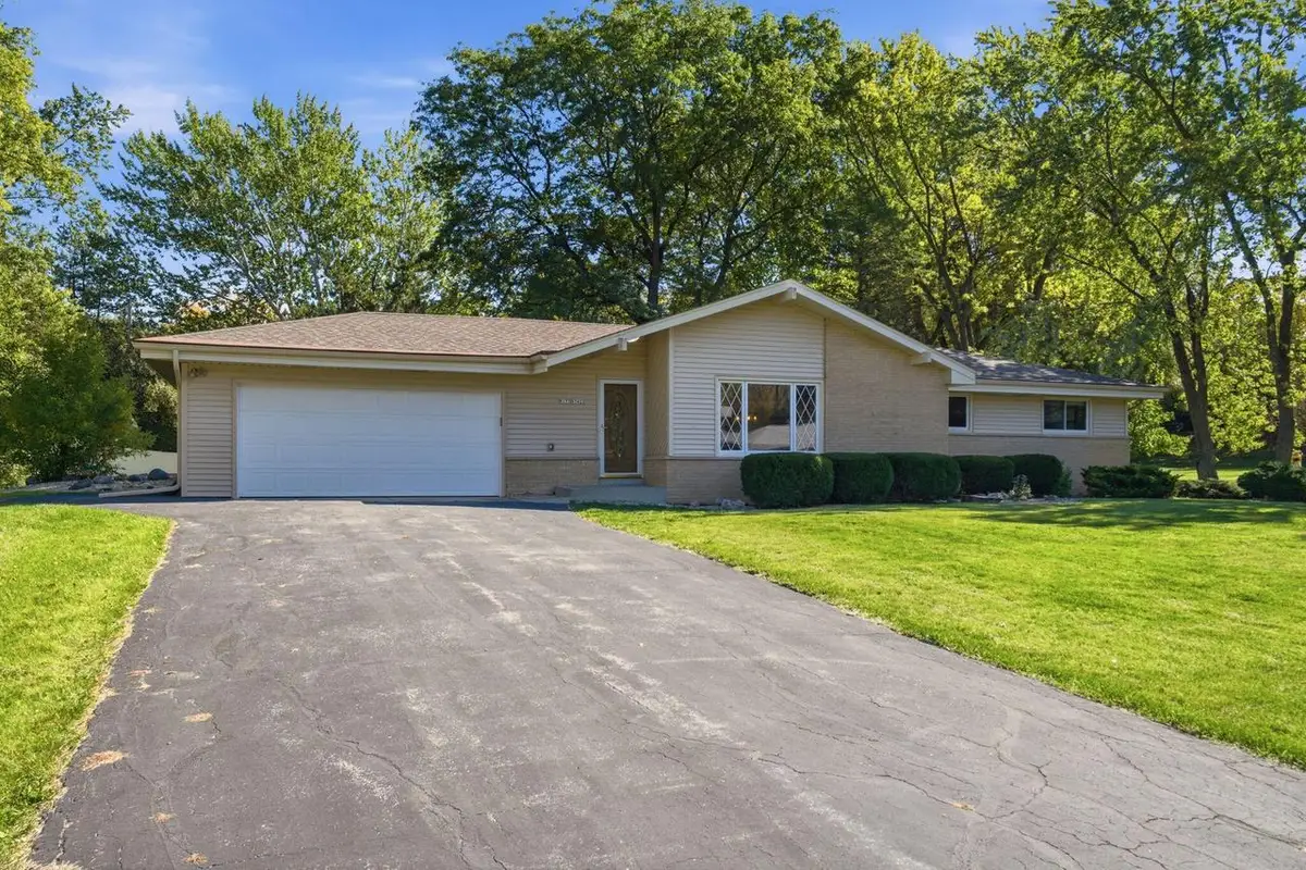 W173N7422 Joanne DRIVE, Menomonee Falls, WI 53051 - #1