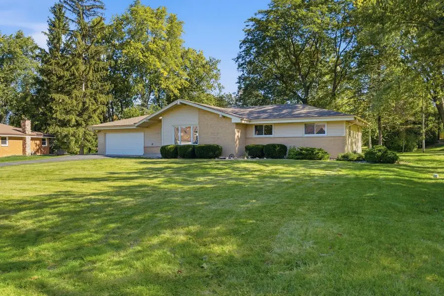 W173N7422 Joanne DRIVE, Menomonee Falls, WI 53051 - #2