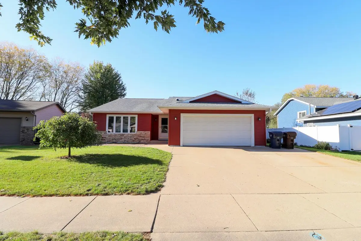 1934 Esther DRIVE, Onalaska, WI 54650 - #1