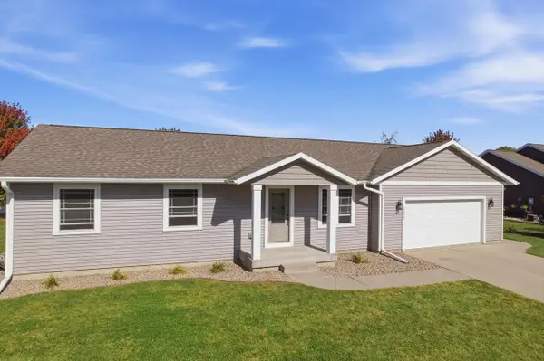 2020 Cedarwood AVENUE, Sparta, WI 54656