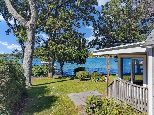 827 Shore DRIVE, Twin Lakes, WI 53181