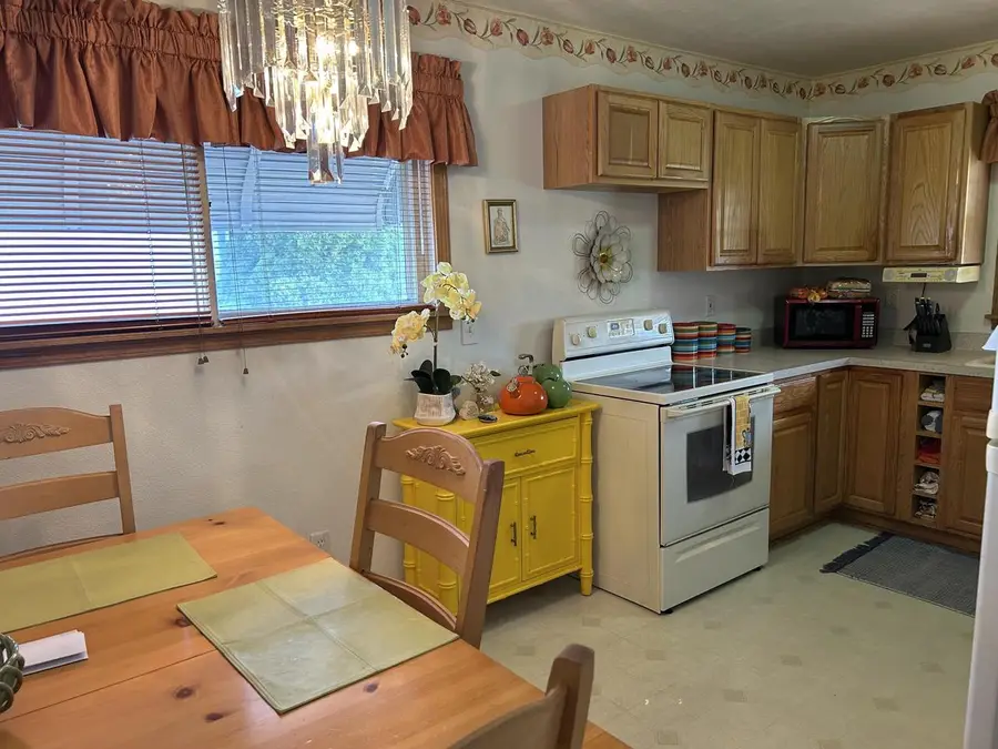827 Coronada DRIVE, Racine, WI 53402 - #3