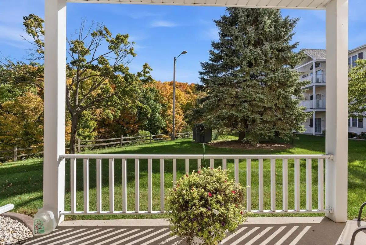 715 Canterberry COURT #102, West Bend, WI 53090 - #1