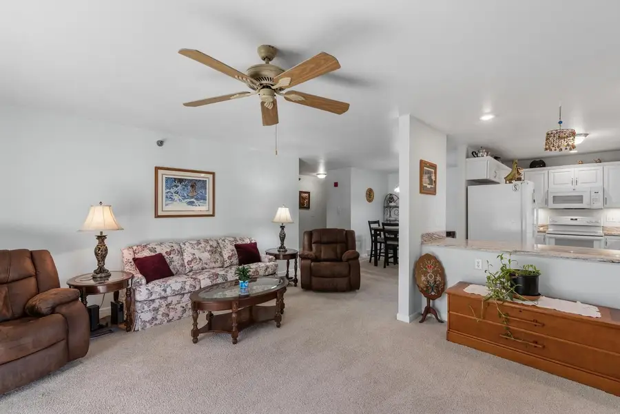 715 Canterberry COURT #102, West Bend, WI 53090 - #3