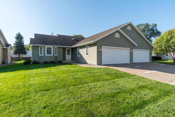 3049 Lakota PLACE, La Crosse, WI 54601