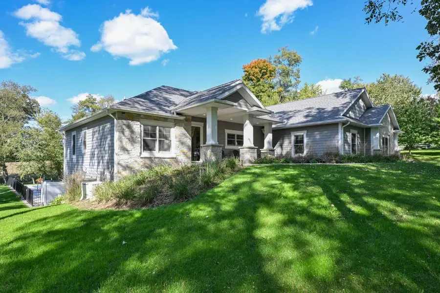 34726 Janesville DRIVE, Mukwonago, WI 53149 - #2