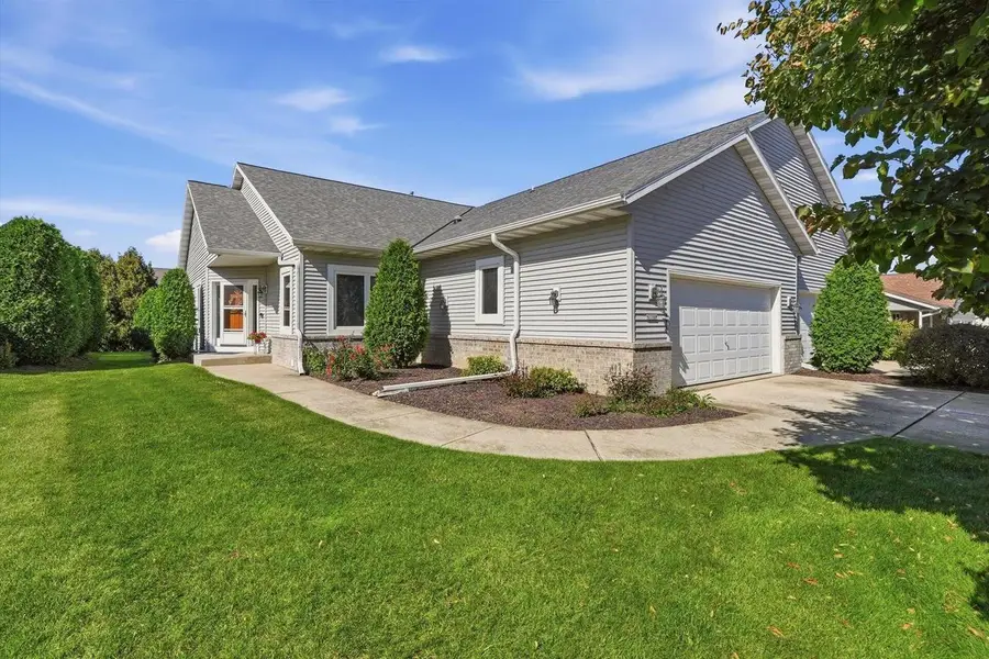 N7789 Maple Ridge ROAD, Oconomowoc, WI 53066 - #2