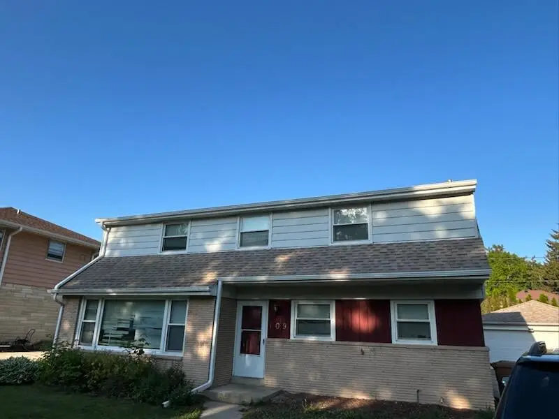 109 Brookdale DRIVE, South Milwaukee, WI 53172 - #1