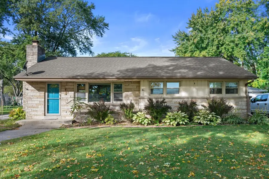 4551 N 100th STREET, Wauwatosa, WI 53225 - #2
