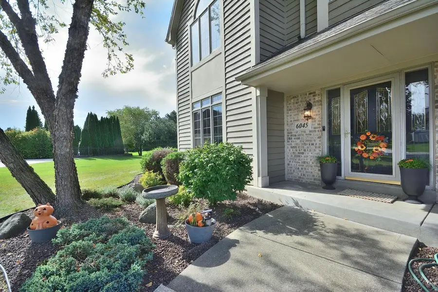 6045 S Pembrook COURT, New Berlin, WI 53151 - #2