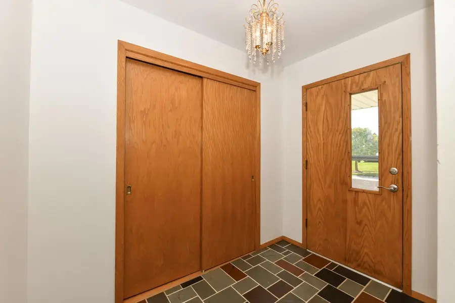5152 Maplewood DRIVE, Greendale, WI 53129 - #3