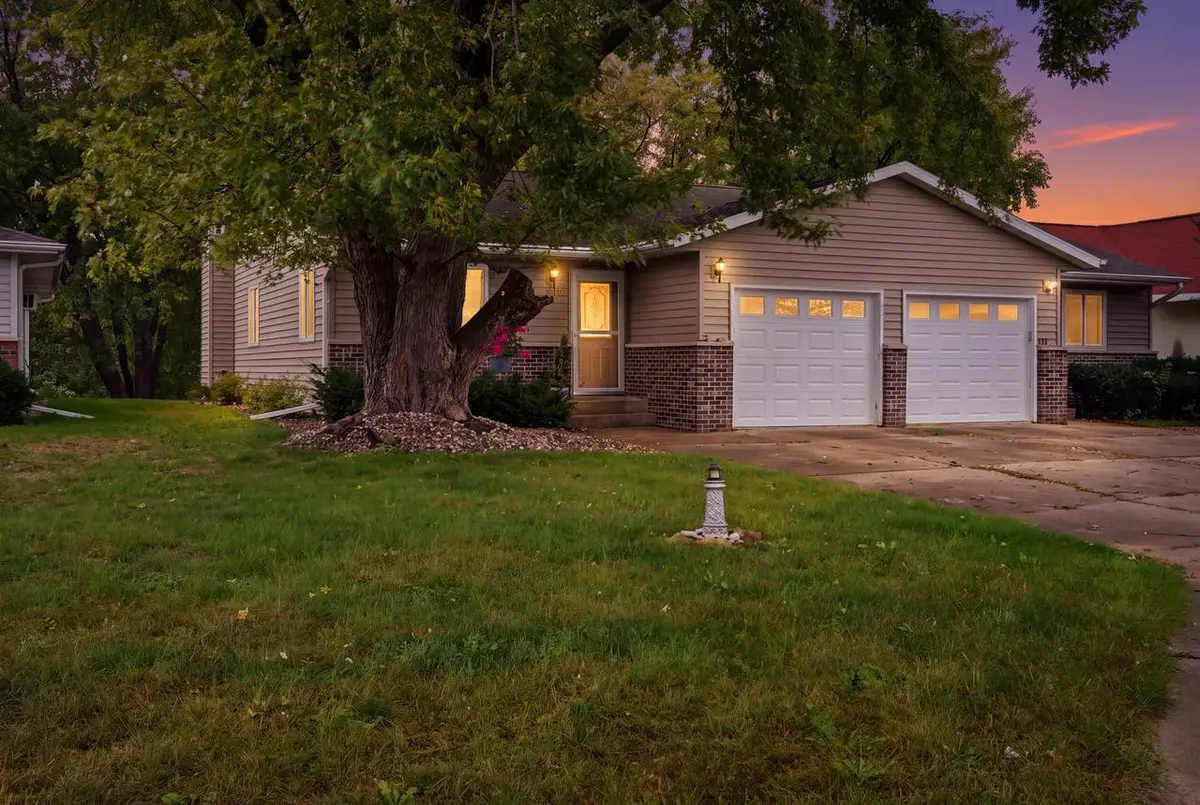 209 Westview PLACE, La Crosse, WI 54601 - #1
