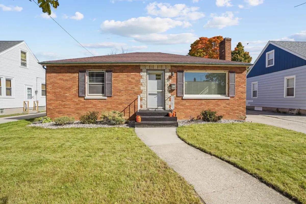 7827 23rd AVENUE, Kenosha, WI 53143 - #1