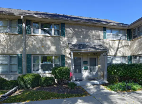 4890 N Shoreland AVENUE, Whitefish Bay, WI 53217