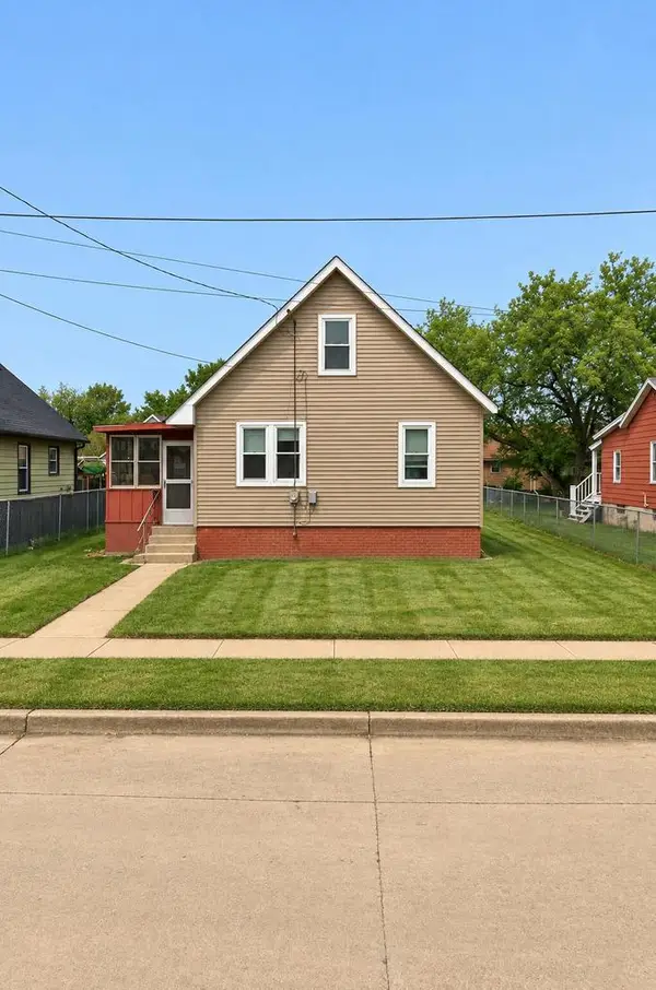 1132 Railroad STREET, Racine, WI 53404