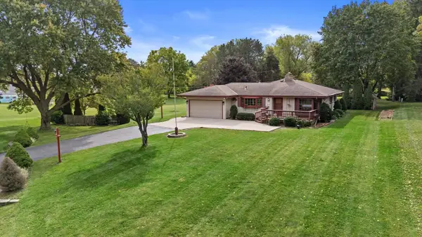 8011 Clinton LANE, Mount Pleasant, WI 53406