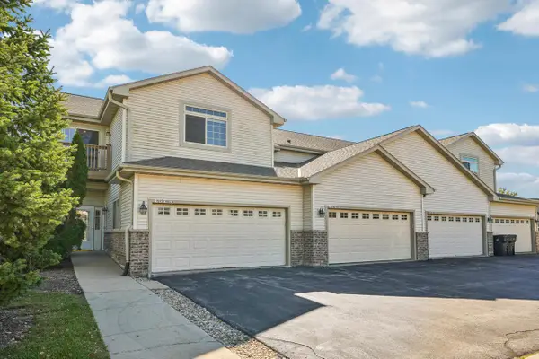 W197N16873 Stonewall DRIVE, Jackson, WI 53037