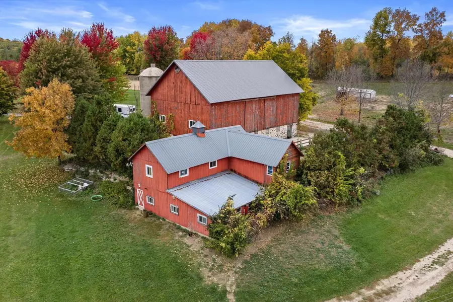 N1872 County Road P, Rubicon, WI 53078 - #2