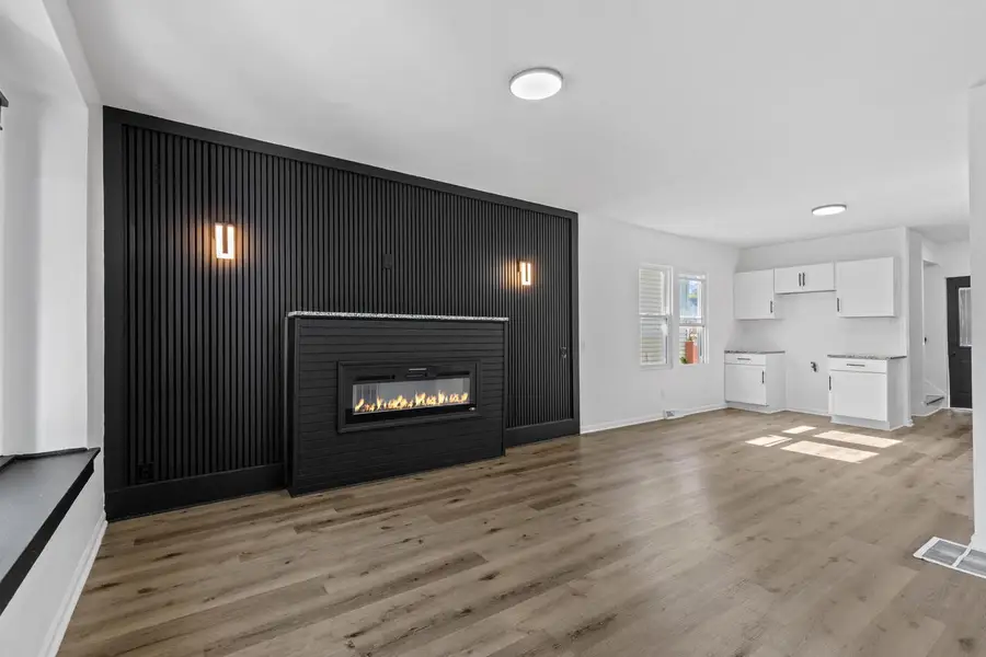2925 S 7th STREET, Milwaukee, WI 53215 - #3
