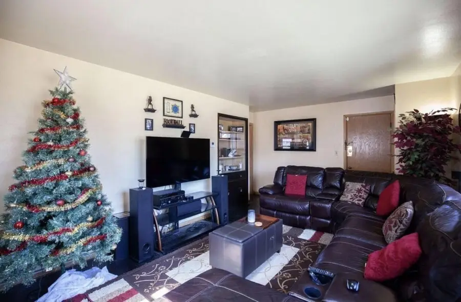 4055 N 68th STREET #4057, Milwaukee, WI 53216 - #3