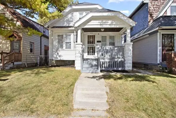 4232 W Auer AVENUE, Milwaukee, WI 53216