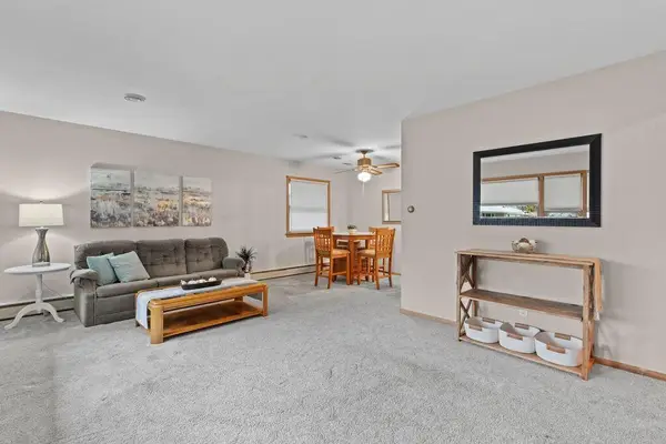 1202 S 118th STREET, West Allis, WI 53214