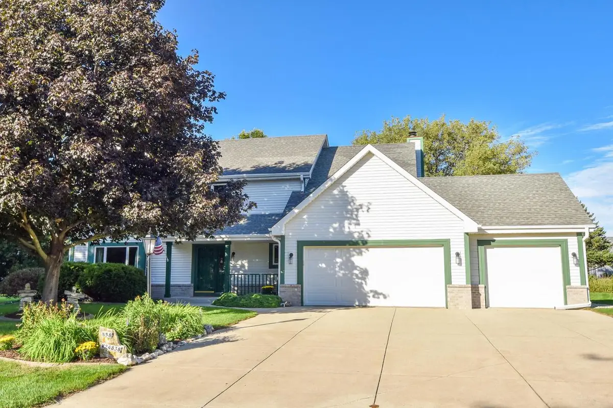 N58W24838 Cardinal COURT, Sussex, WI 53089 - #1