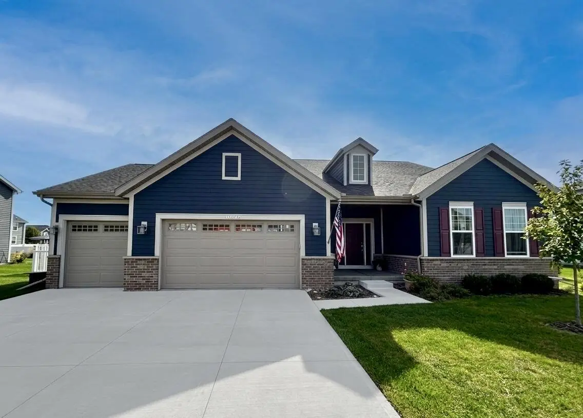 W242N5658 Peppertree DRIVE W, Sussex, WI 53089 - #1