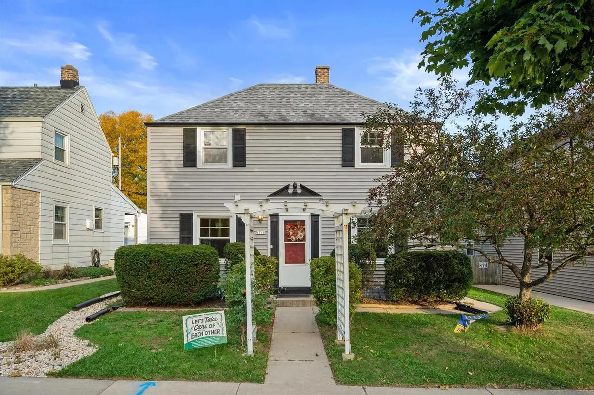 4518 S Howell AVENUE, Milwaukee, WI 53207 - #1