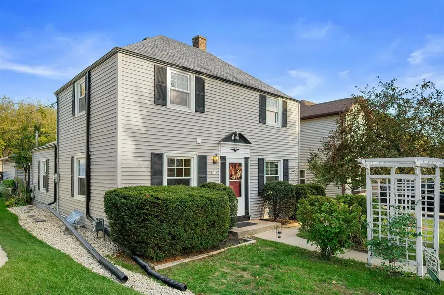 4518 S Howell AVENUE, Milwaukee, WI 53207 - #2