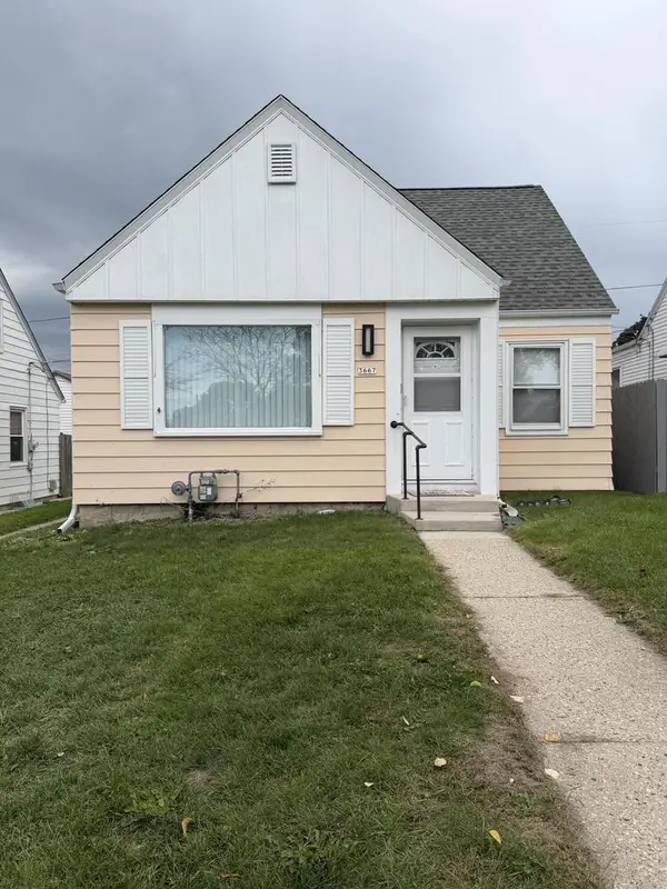 3667 S 18th STREET, Milwaukee, WI 53221