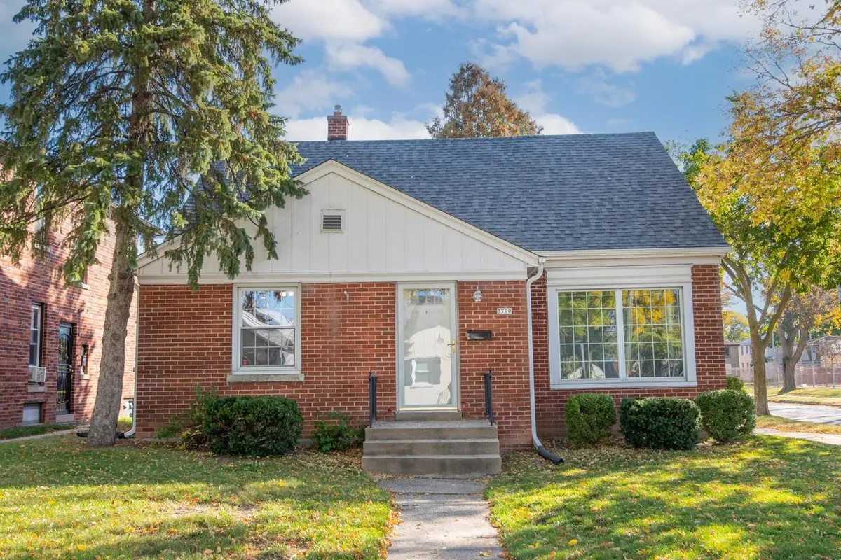 3700 N 52nd STREET, Milwaukee, WI 53216 - #1
