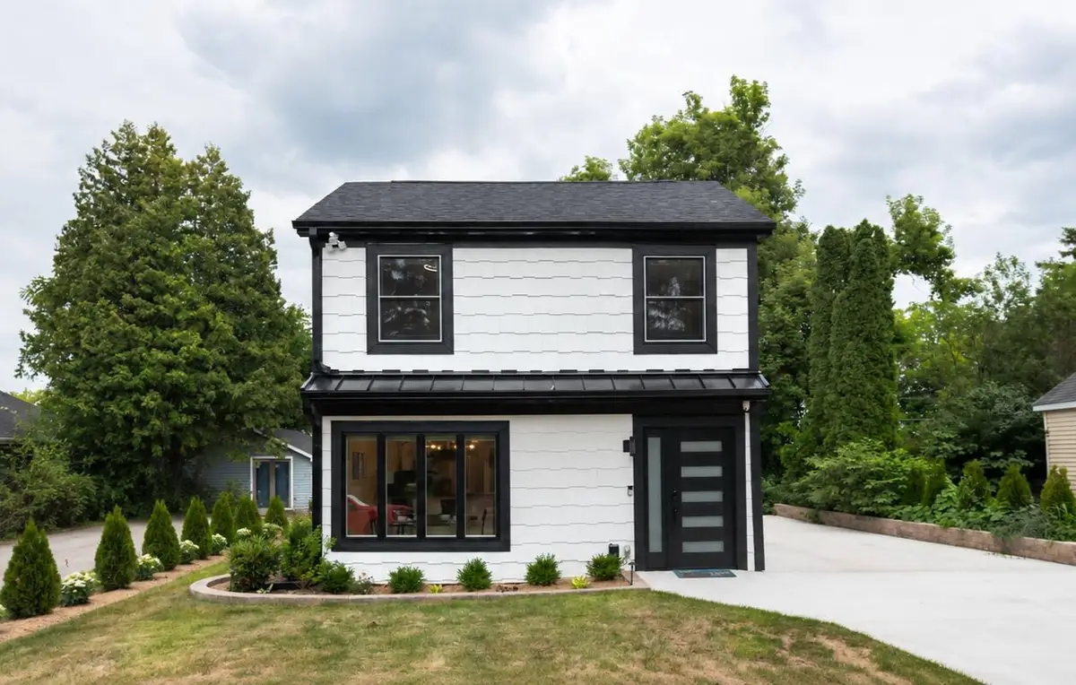 3159 E Barry DRIVE, Lake Geneva, WI 53147 - #1