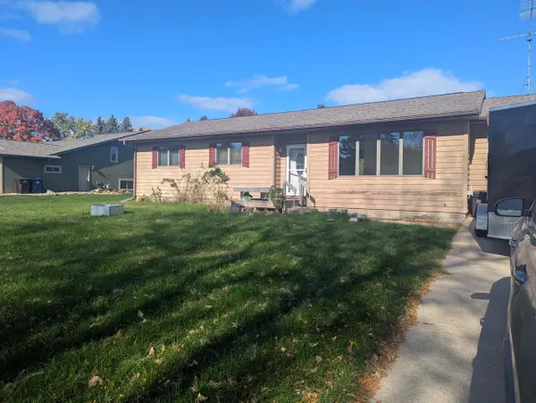 1002 S Fairway DRIVE, Sparta, WI 54656