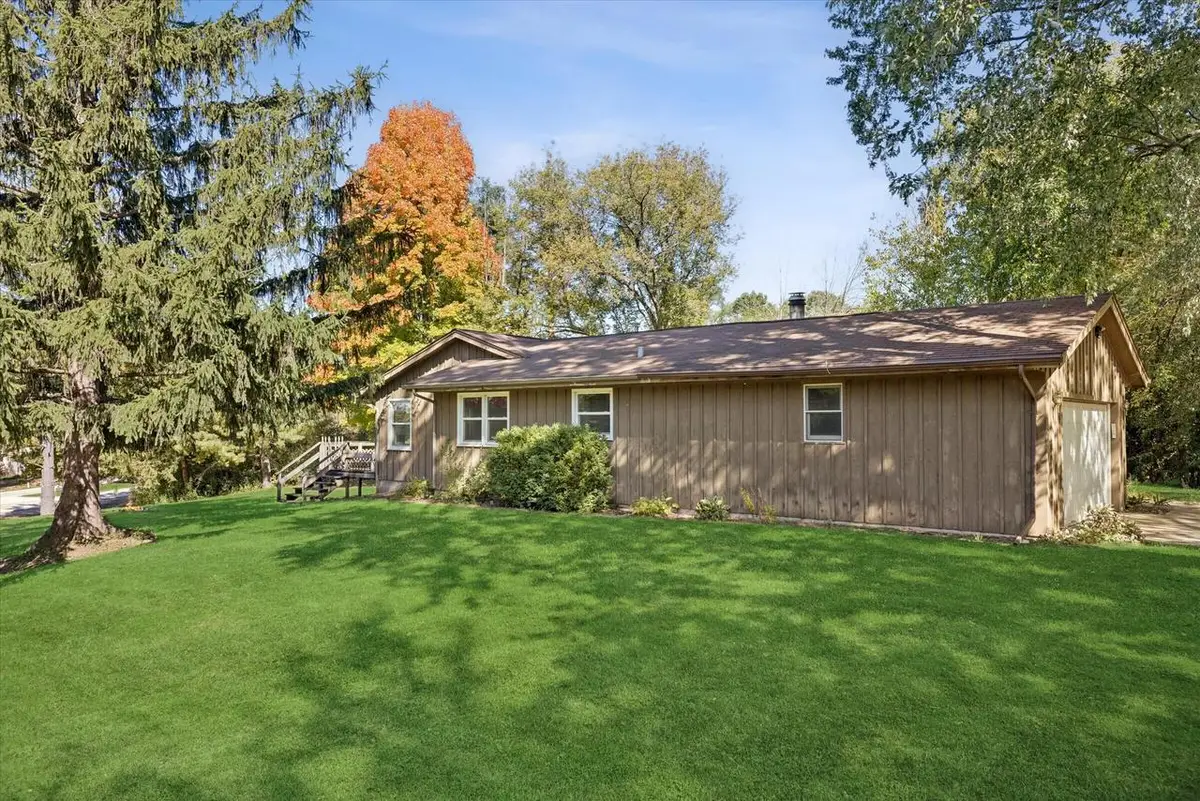 W5162 Strawberry Hill ROAD, Elkhorn, WI 53121 - #1