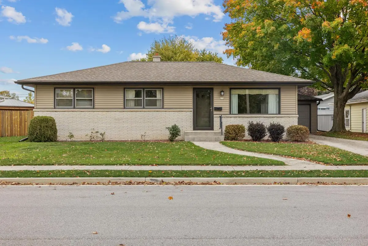 215 N 9th STREET, Oostburg, WI 53070 - #1