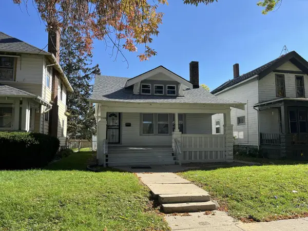 3400 N 15th STREET, Milwaukee, WI 53206