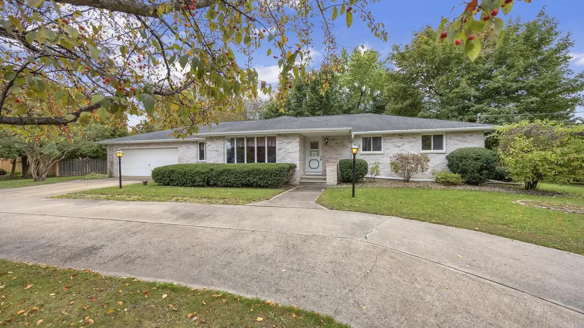 161 E Ripple AVENUE, Oshkosh, WI 54902 - #1